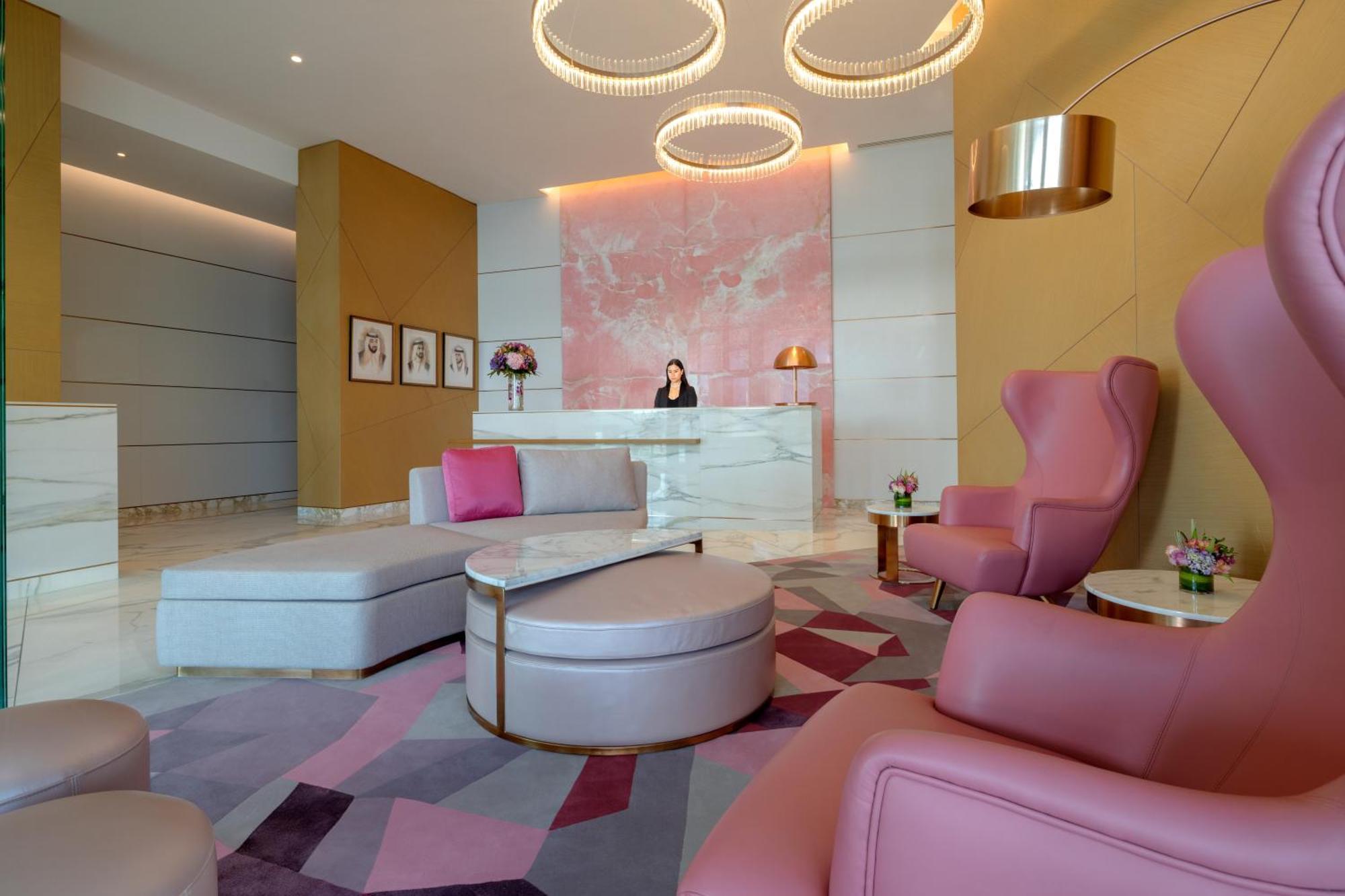 Hilton Dubai Creek Hotel & Residences ภายนอก รูปภาพ