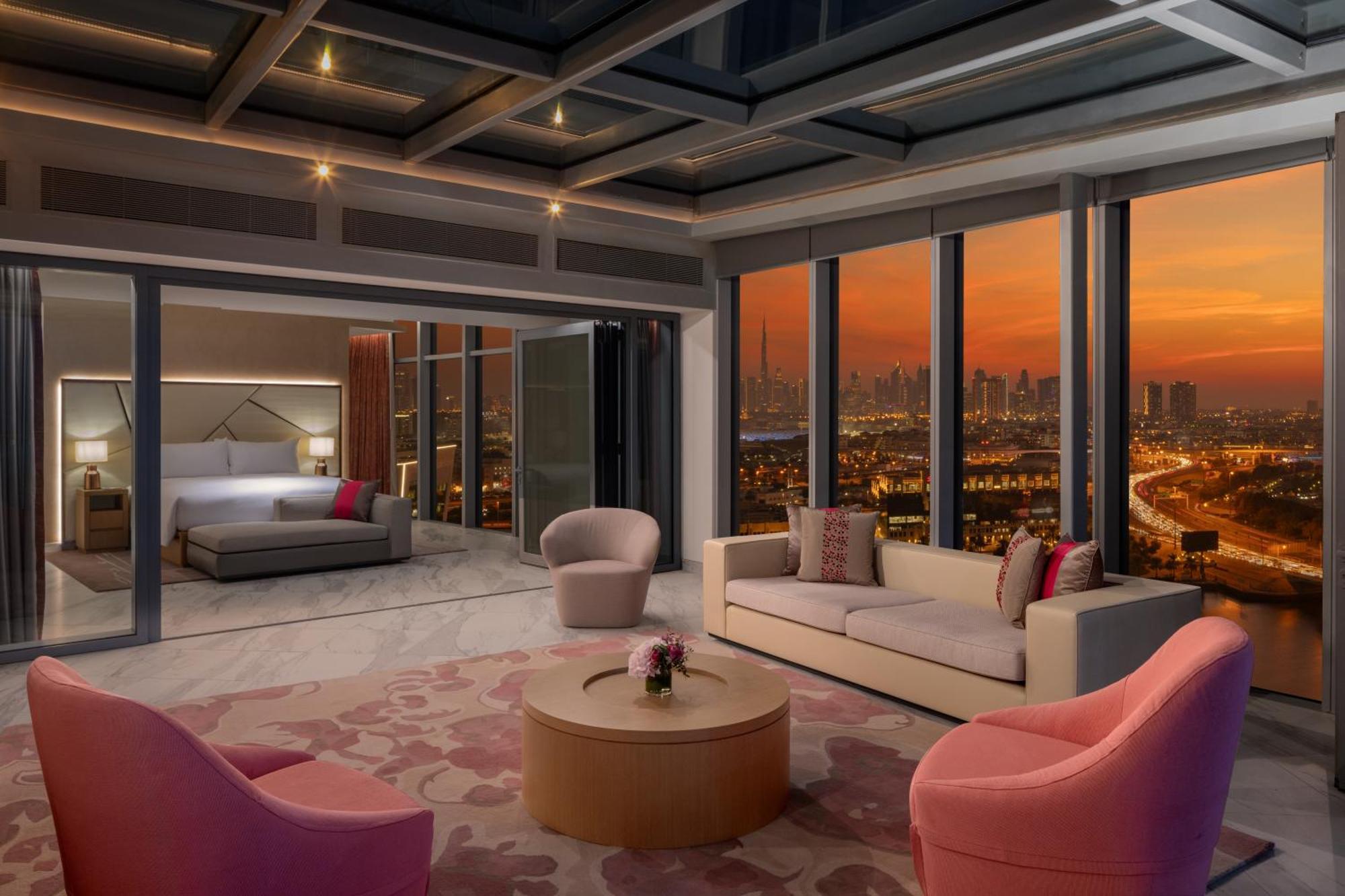 Hilton Dubai Creek Hotel & Residences ภายนอก รูปภาพ